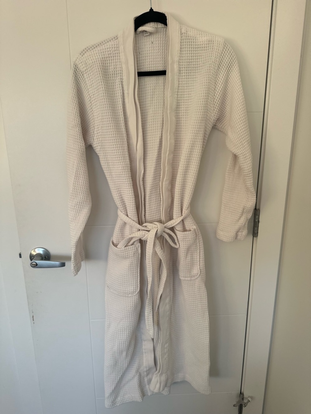 Hugo Boss Off-White Waffle Kimono Robe with Belt